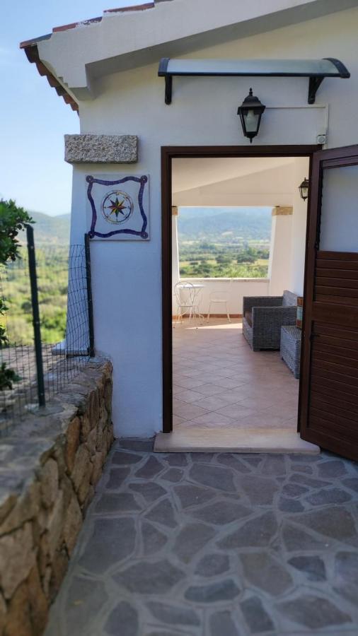 Casa L'Ulivariu Affittacamere San Teodoro  Eksteriør bilde