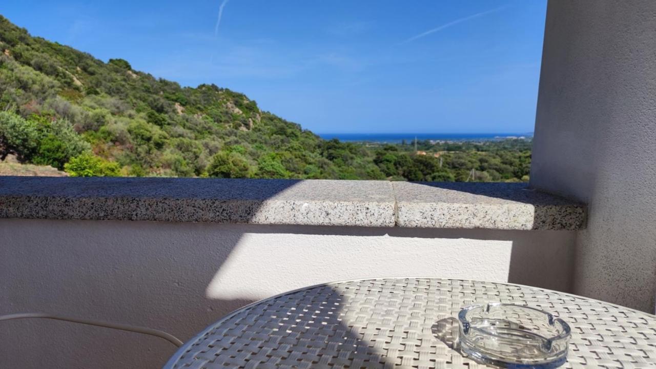 Casa L'Ulivariu Affittacamere San Teodoro  Eksteriør bilde