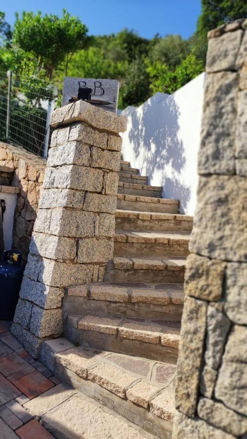 Casa L'Ulivariu Affittacamere San Teodoro  Eksteriør bilde