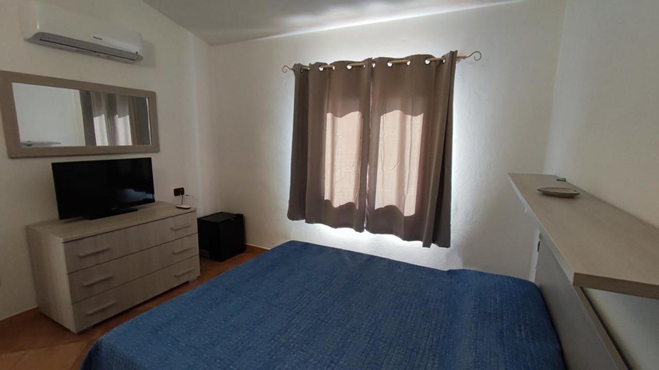 Casa L'Ulivariu Affittacamere San Teodoro  Eksteriør bilde