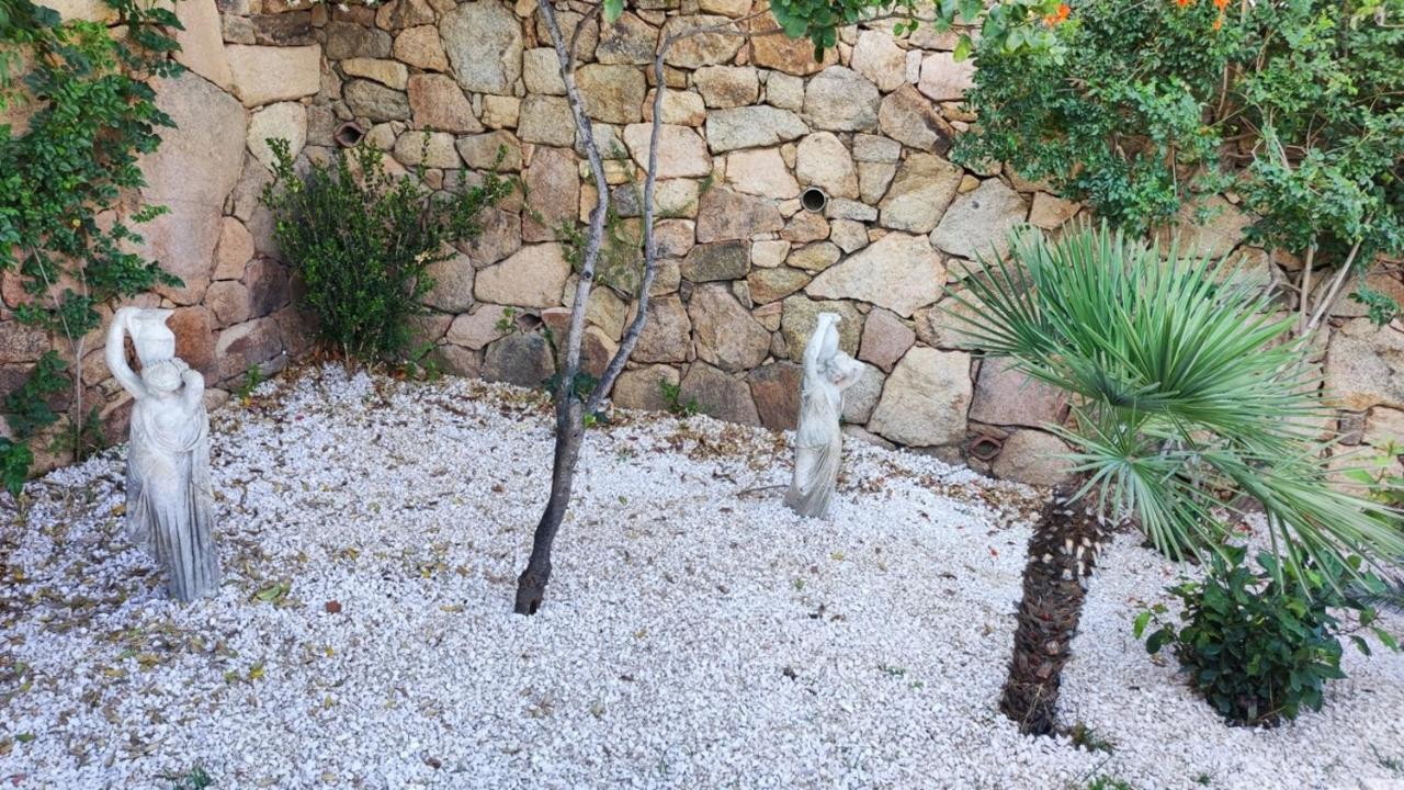 Casa L'Ulivariu Affittacamere San Teodoro  Eksteriør bilde